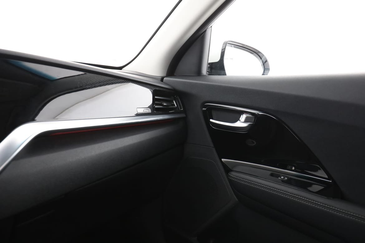 Vehicle Image 37