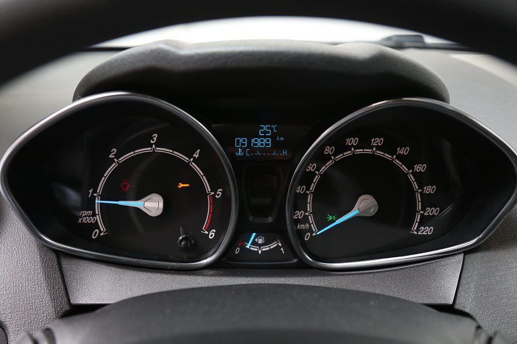 Vehicle Image 14