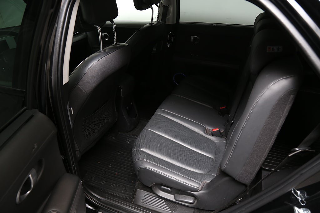 Vehicle Image 24
