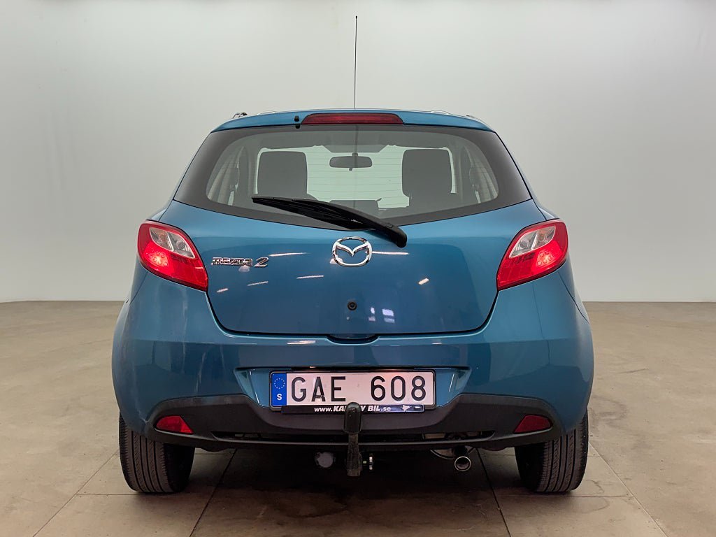 Vehicle Image 4