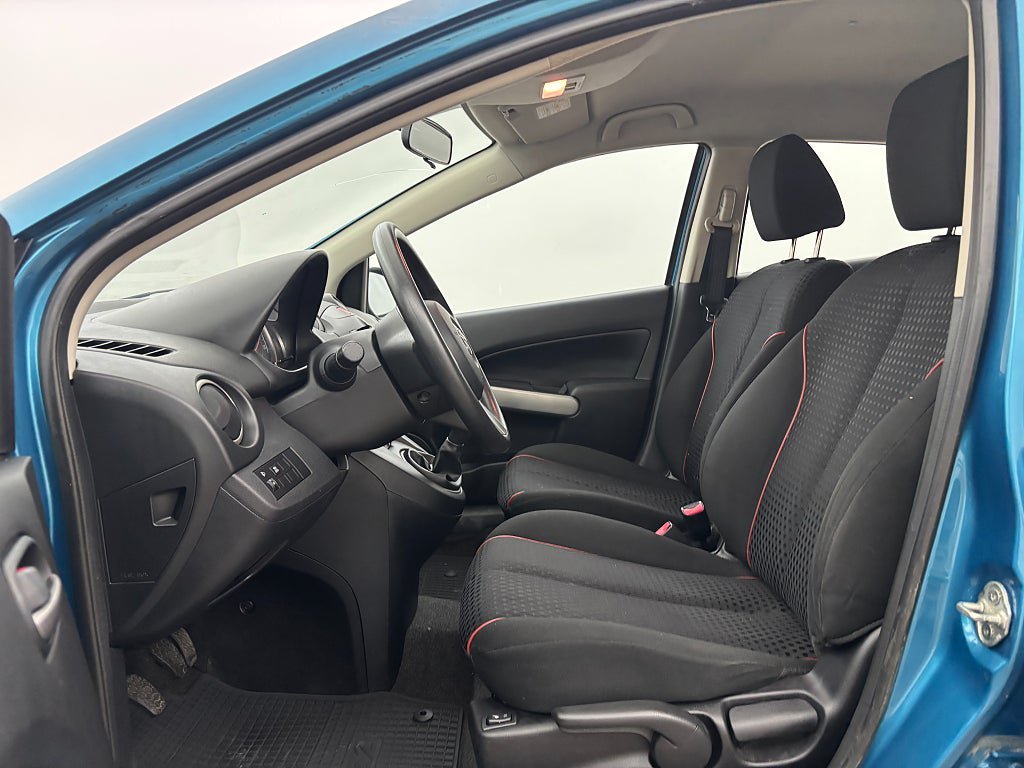 Vehicle Image 10