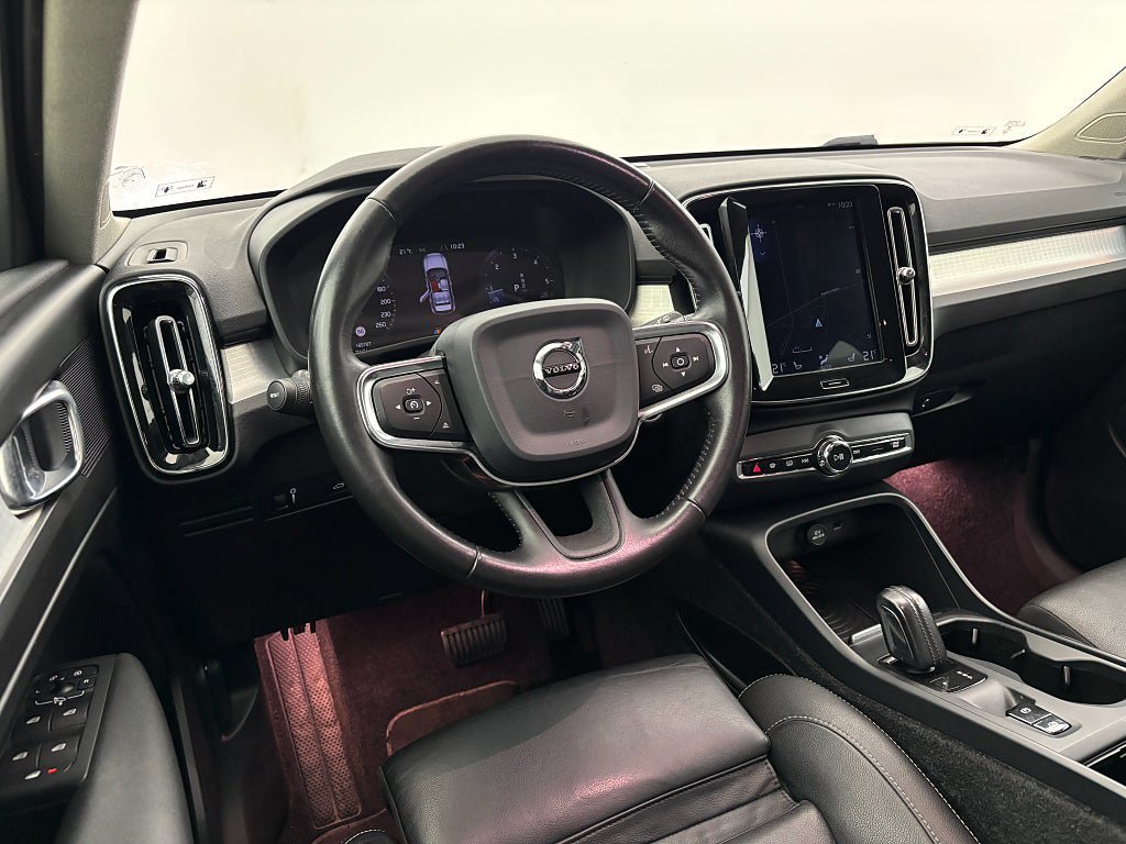 Vehicle Image 16