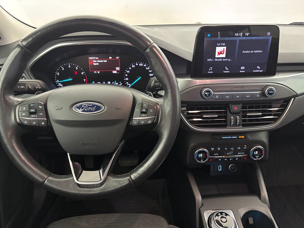 Vehicle Image 18