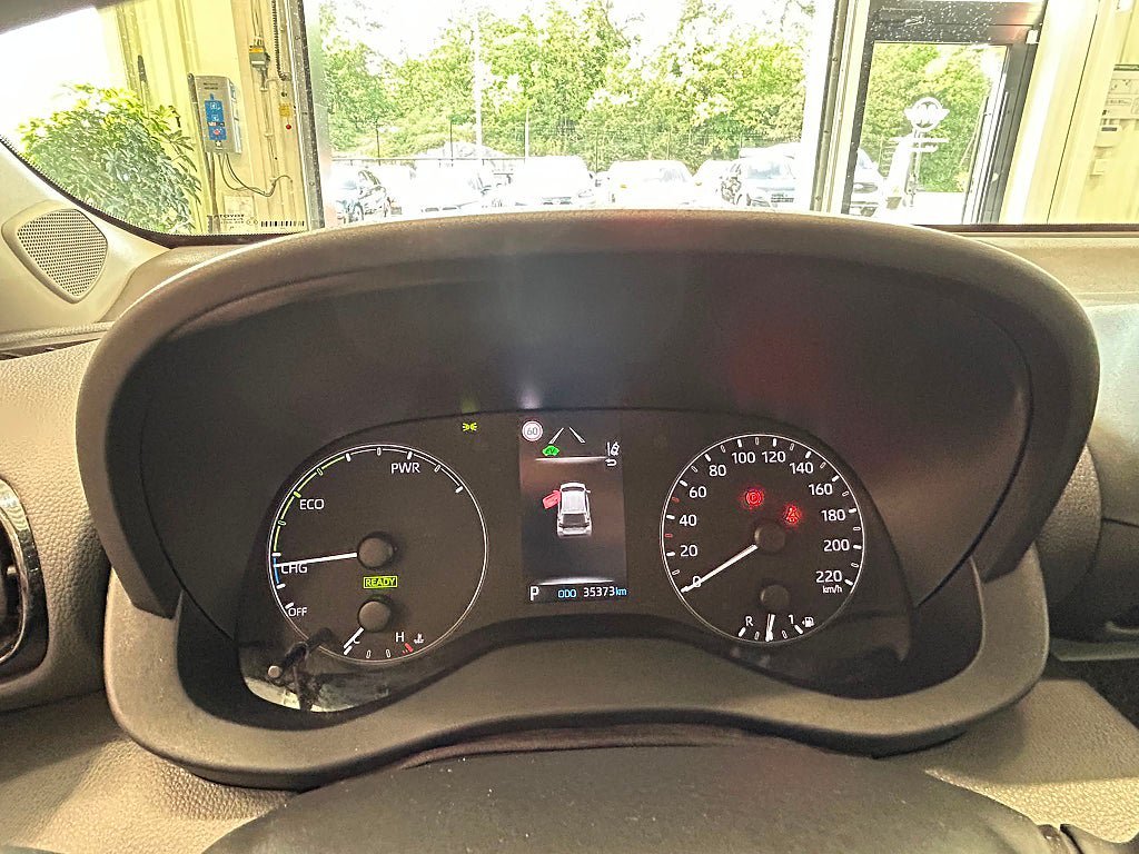 Vehicle Image 18