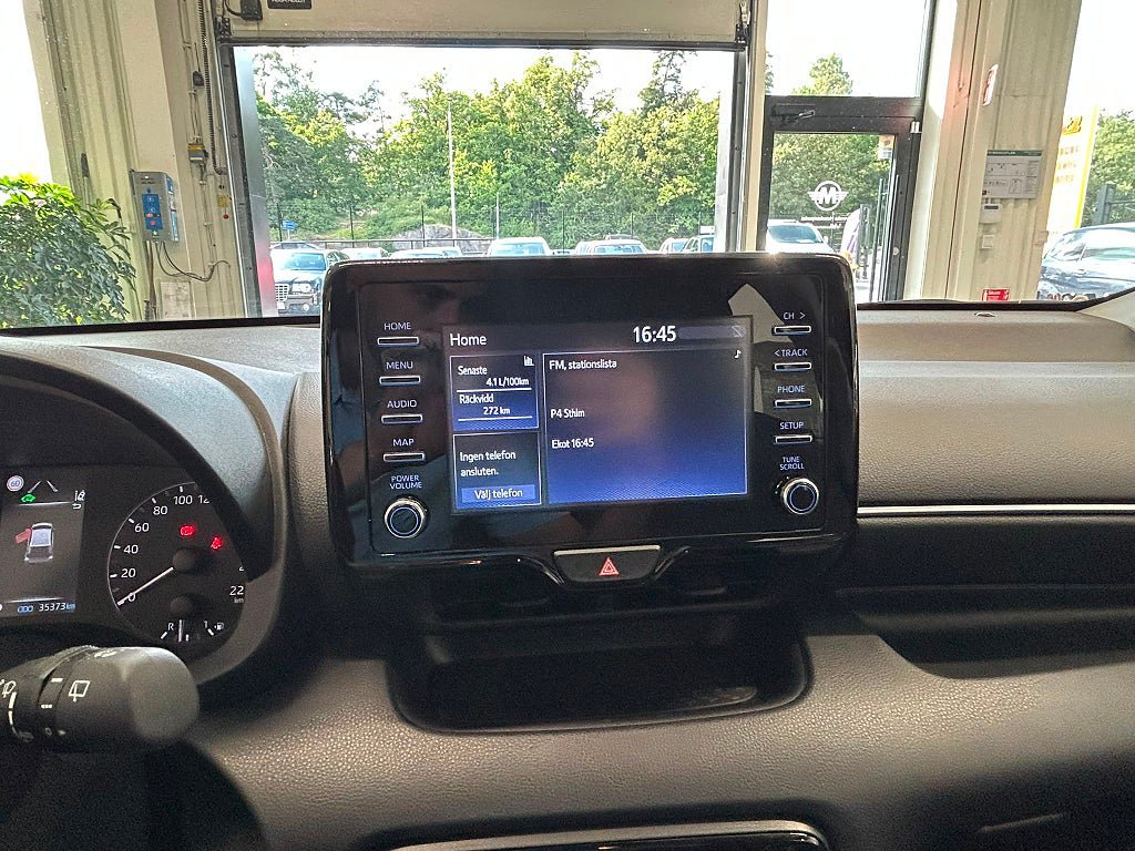Vehicle Image 19
