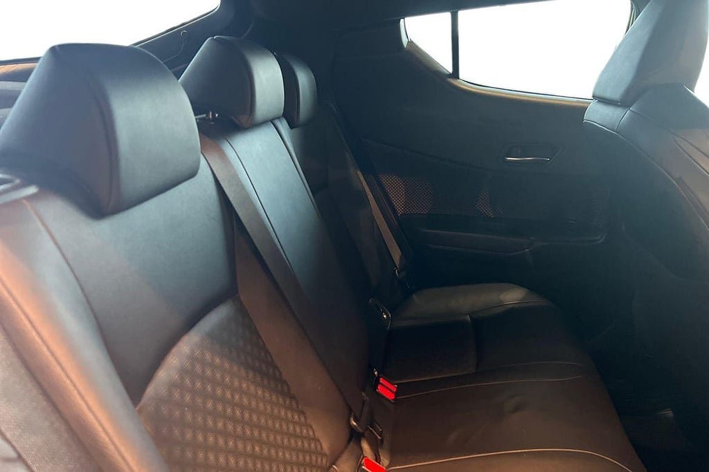 Vehicle Image 9