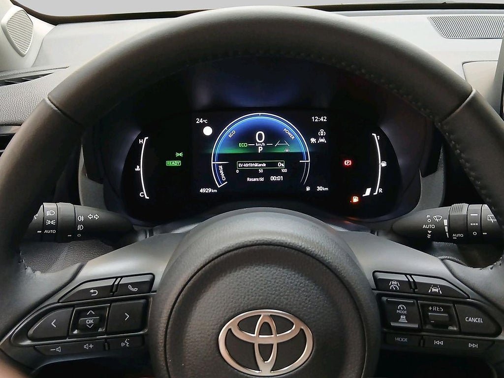 Vehicle Image 14