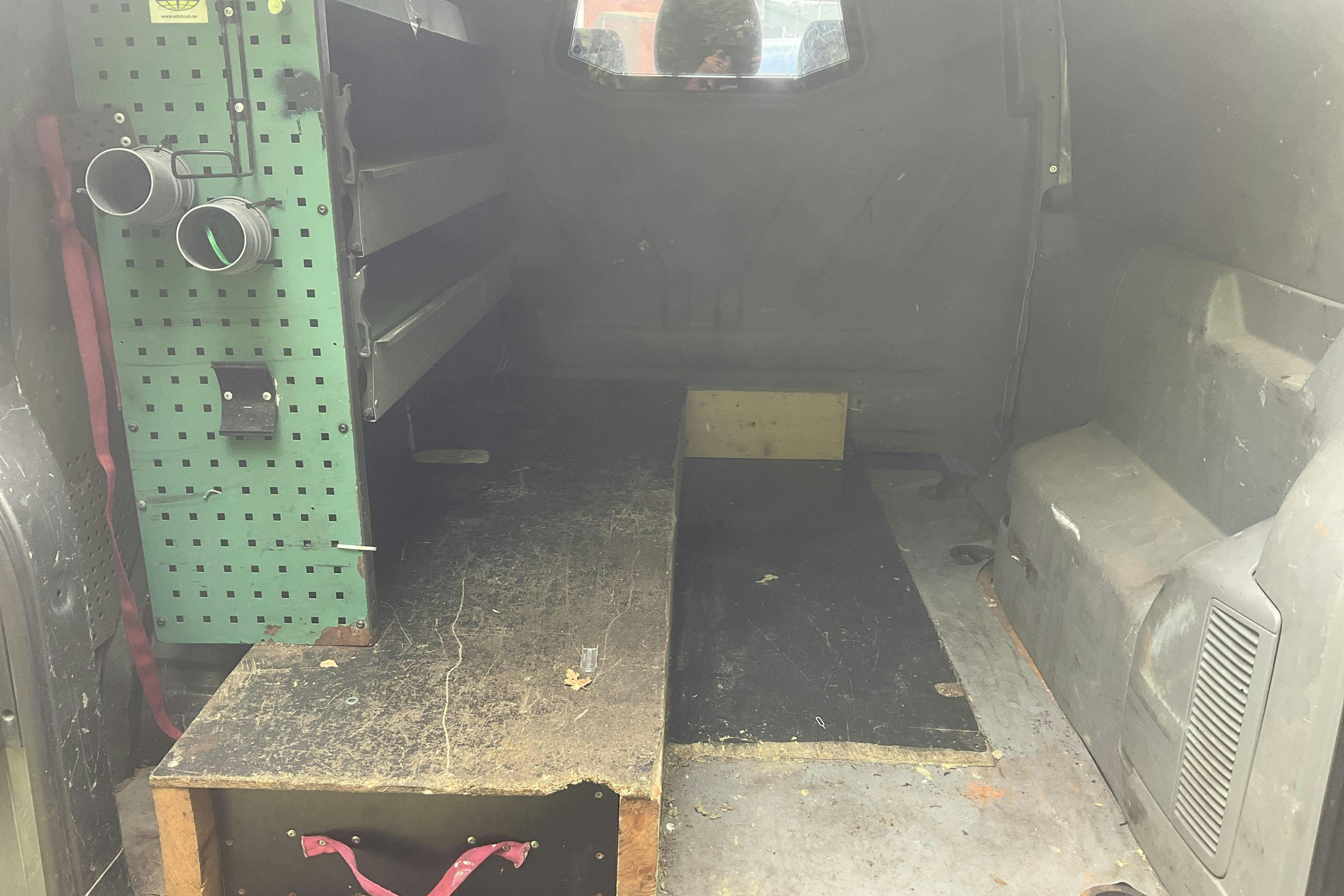 Vehicle Image 8