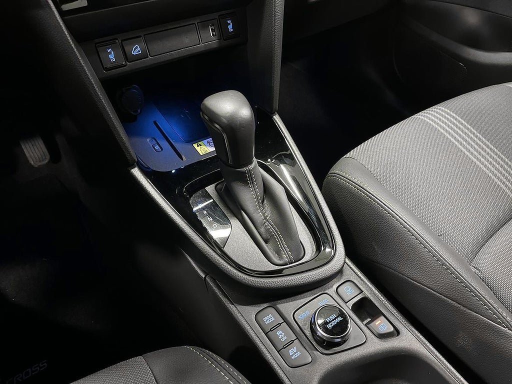 Vehicle Image 18