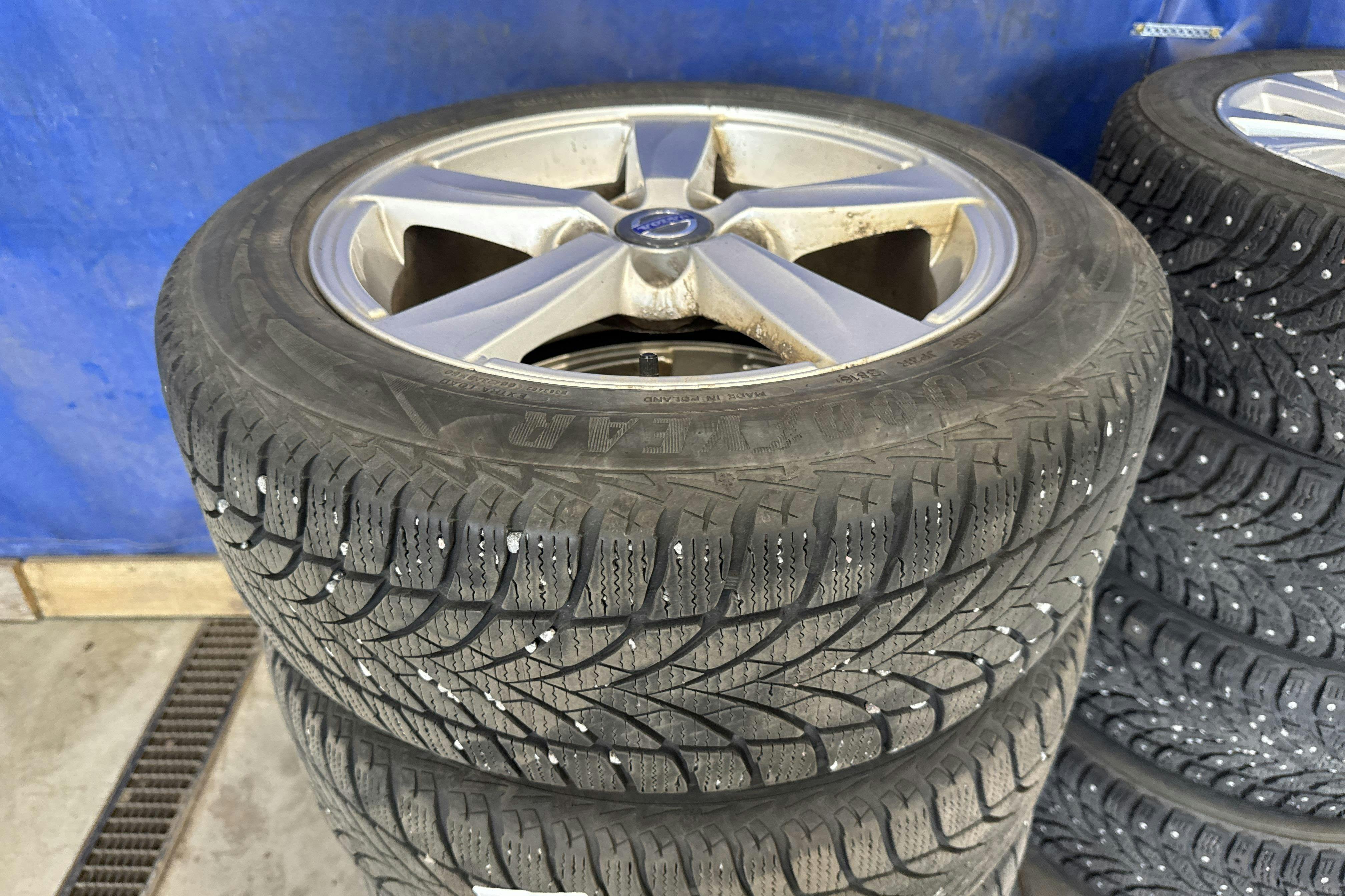 Vehicle Image 14
