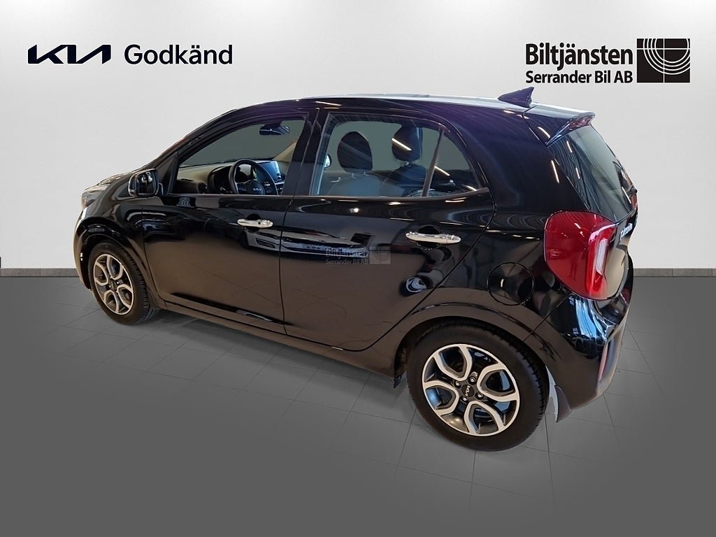 Vehicle Image 6