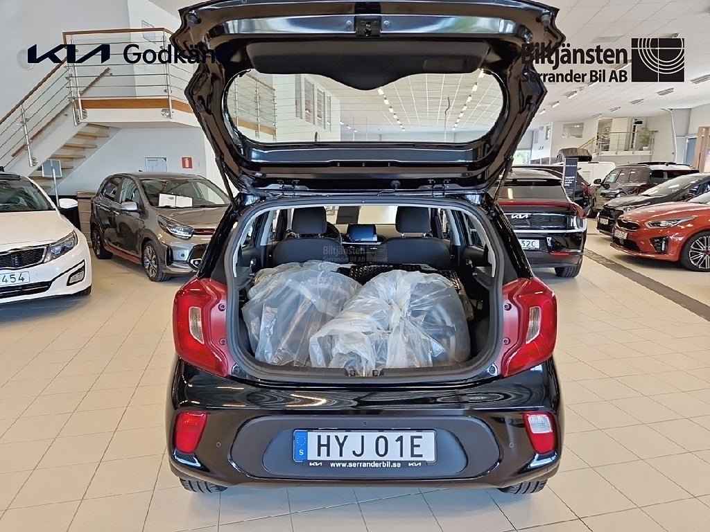 Vehicle Image 14