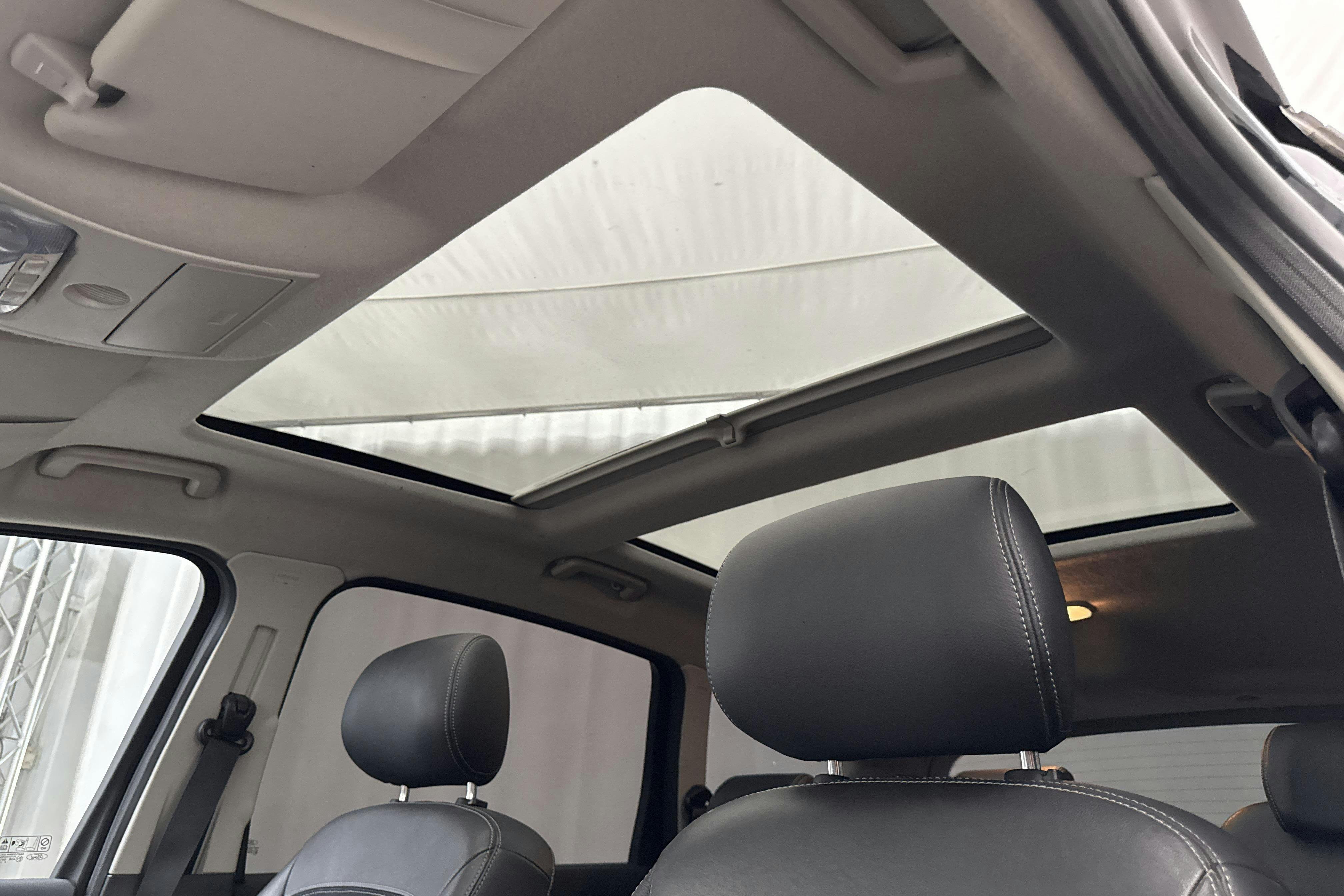 Vehicle Image 13
