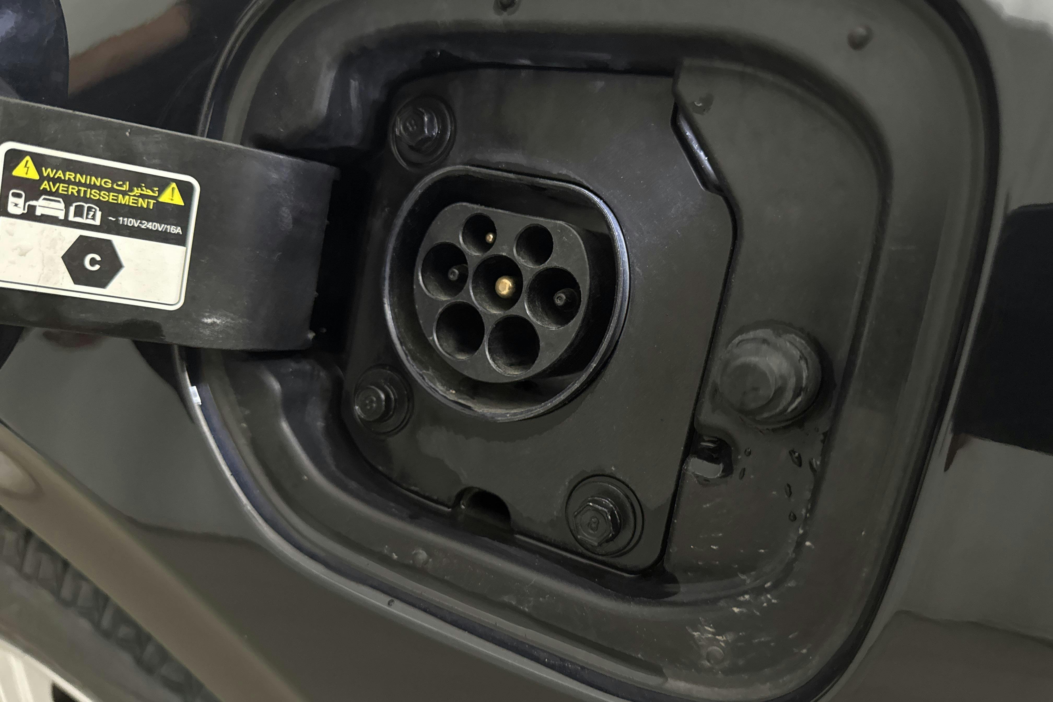 Vehicle Image 15