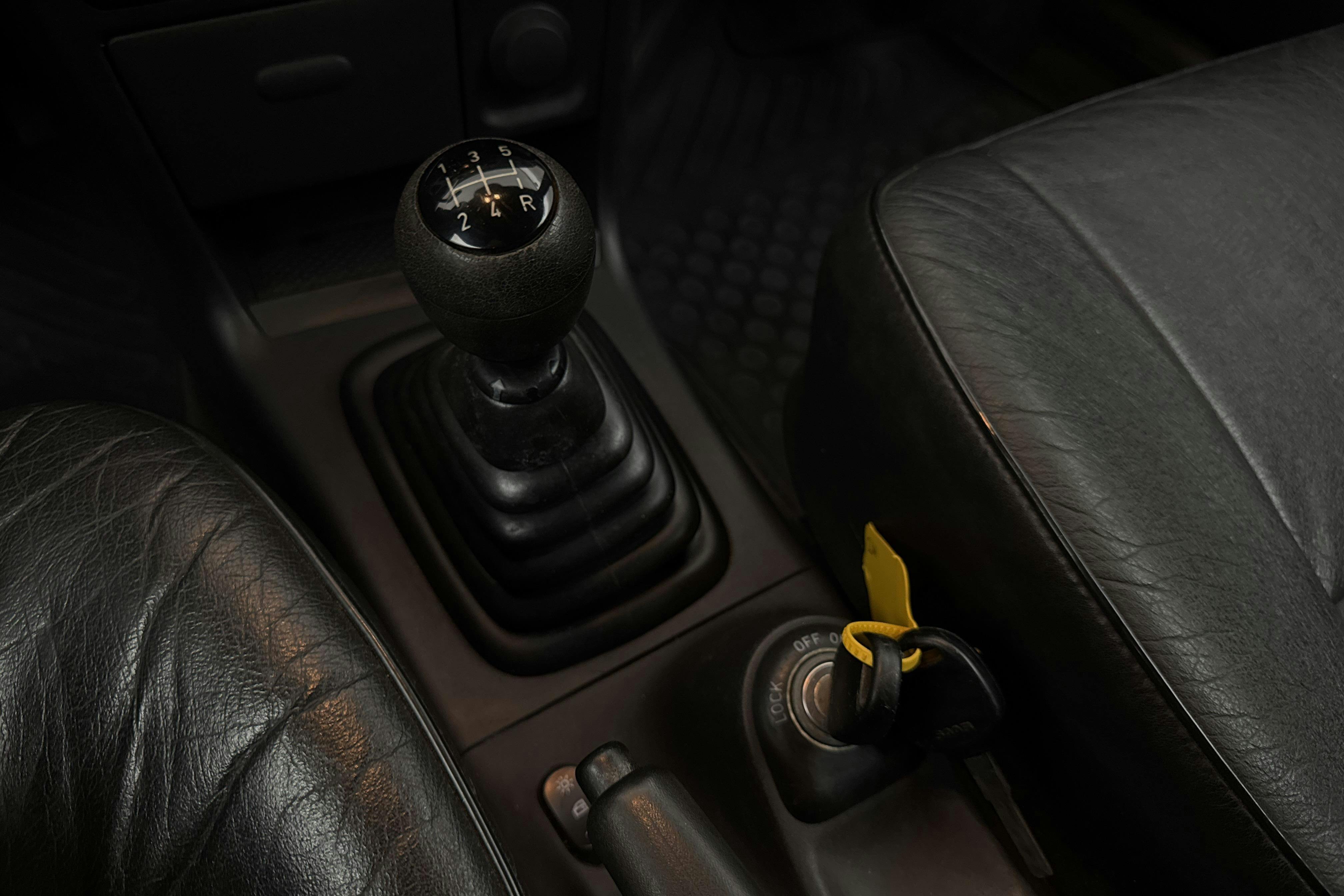 Vehicle Image 21
