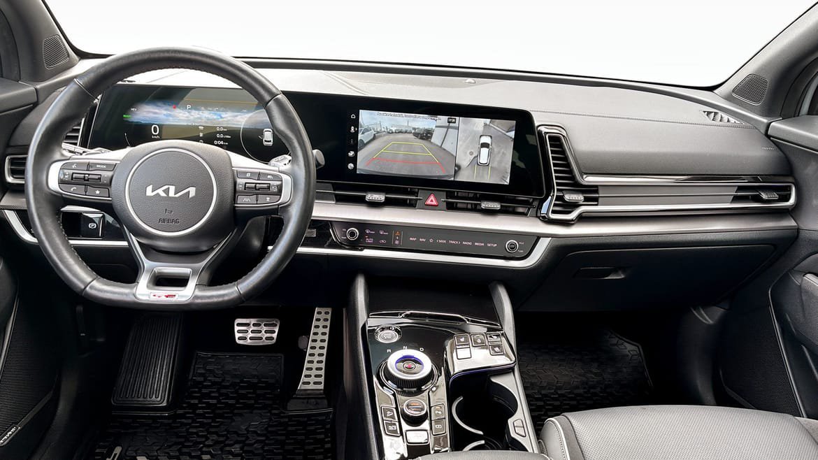 Vehicle Image 11