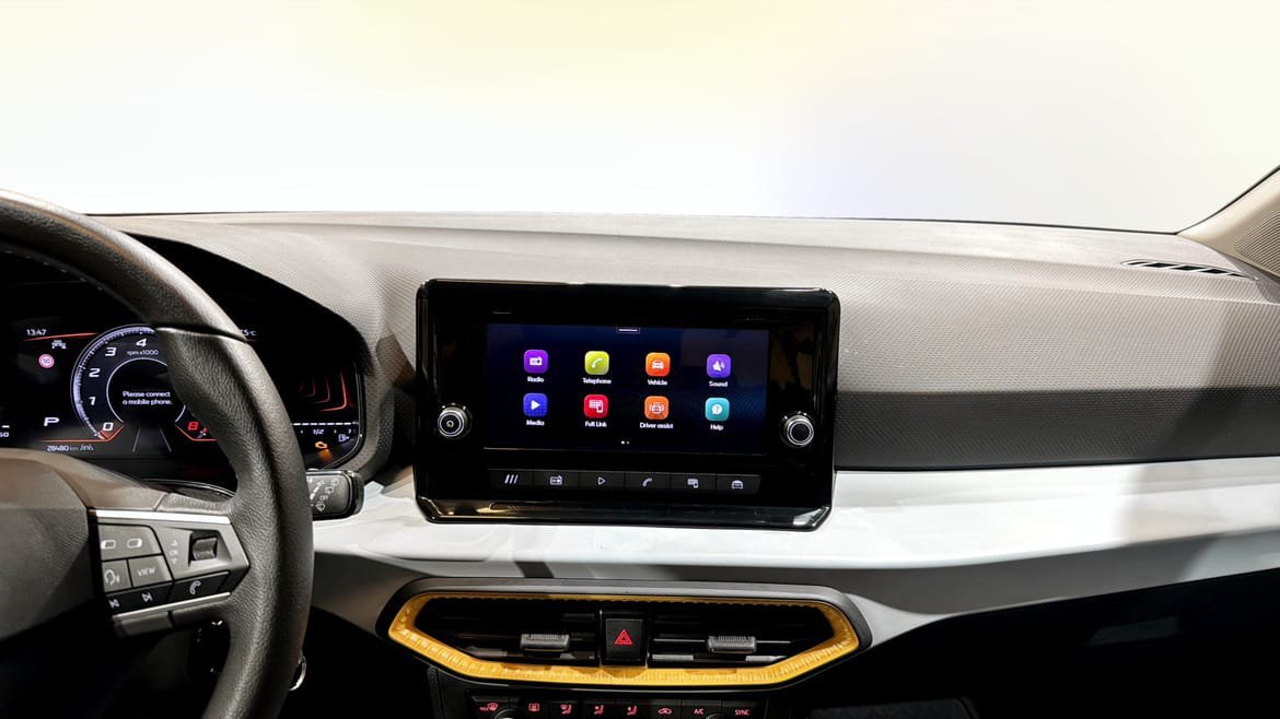Vehicle Image 9