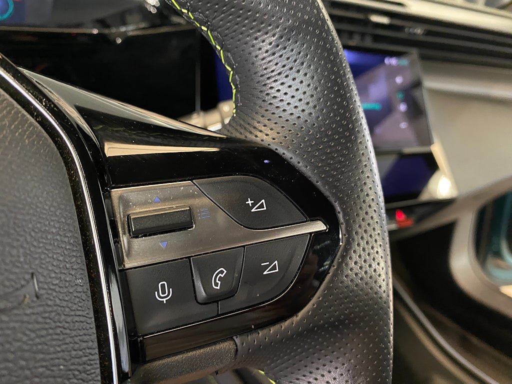 Vehicle Image 40