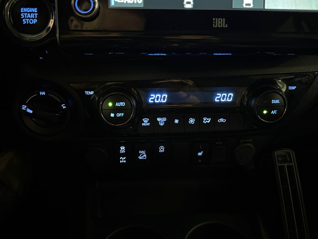 Vehicle Image 22