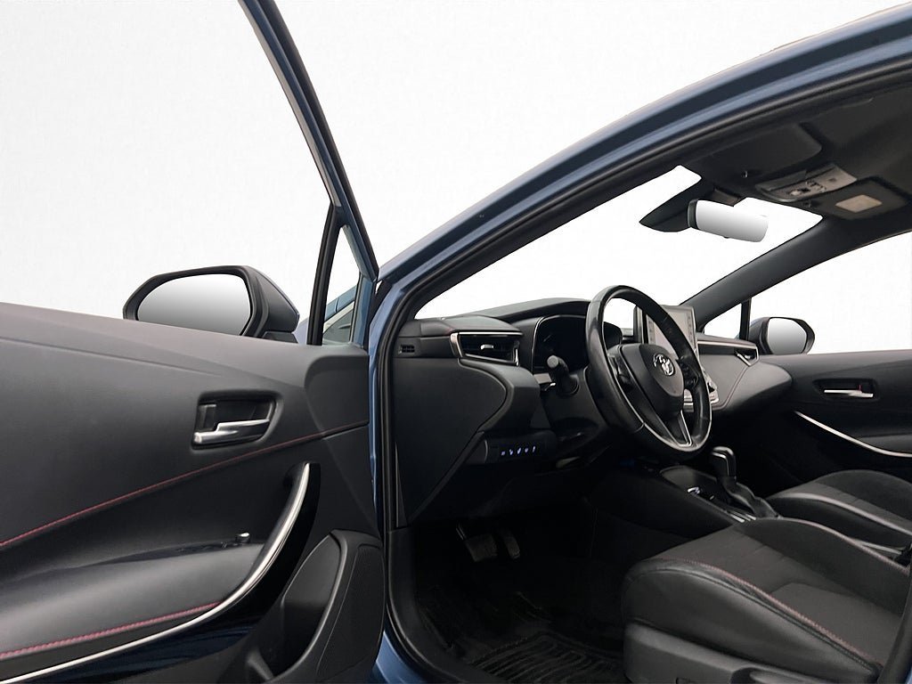Vehicle Image 12