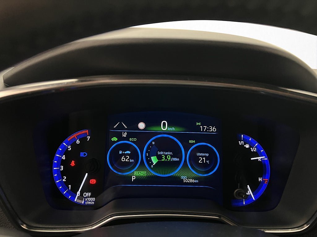 Vehicle Image 17