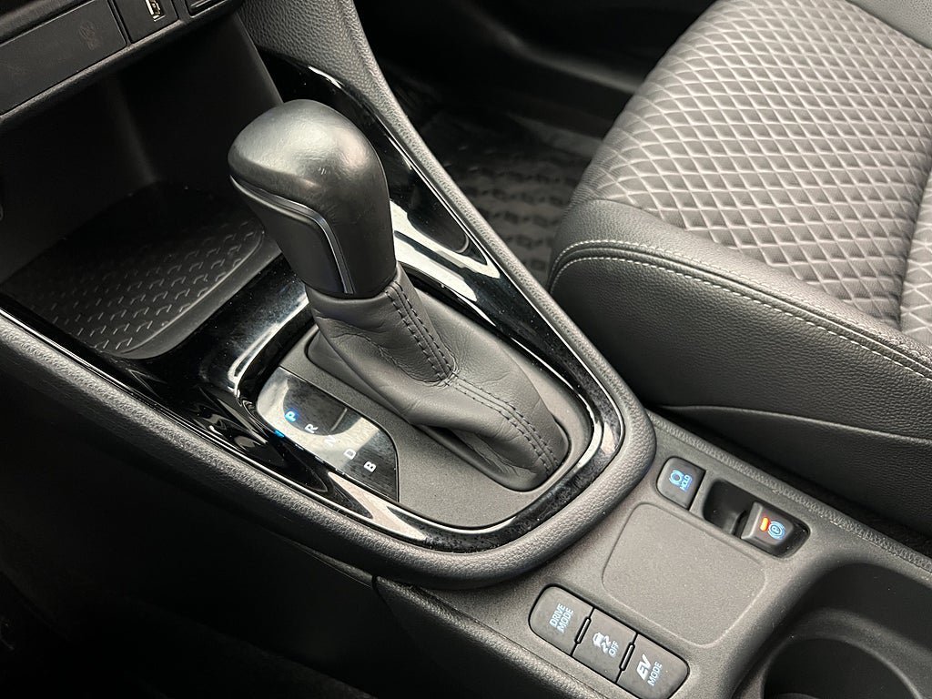 Vehicle Image 18