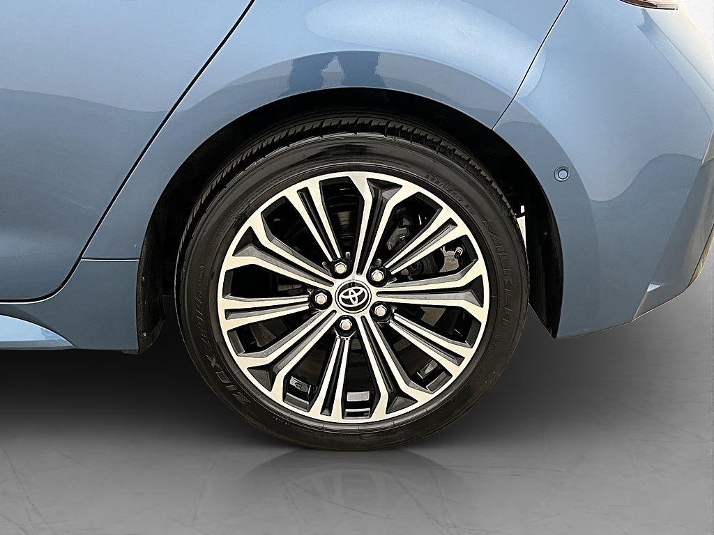 Vehicle Image 30