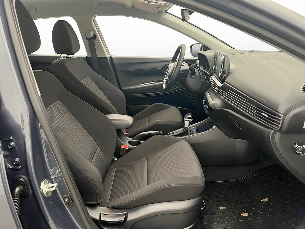 Vehicle Image 23