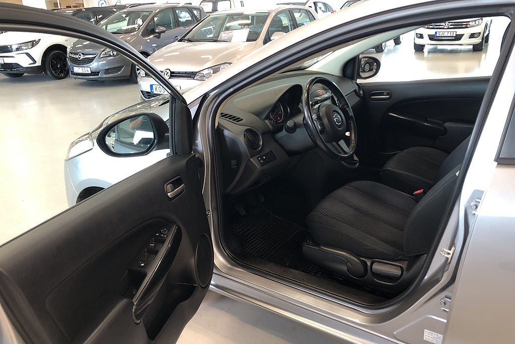 Vehicle Image 7