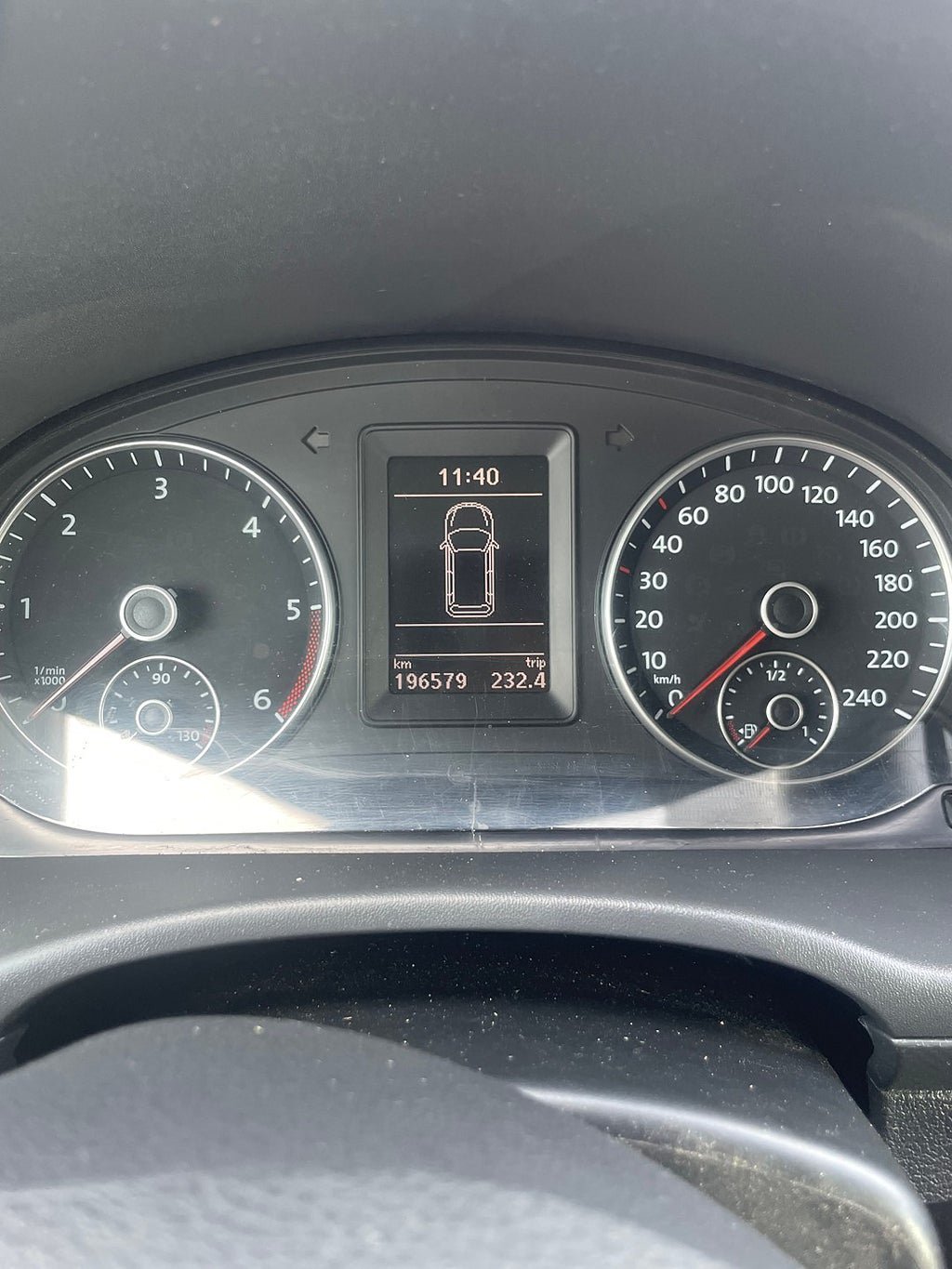 Vehicle Image 8
