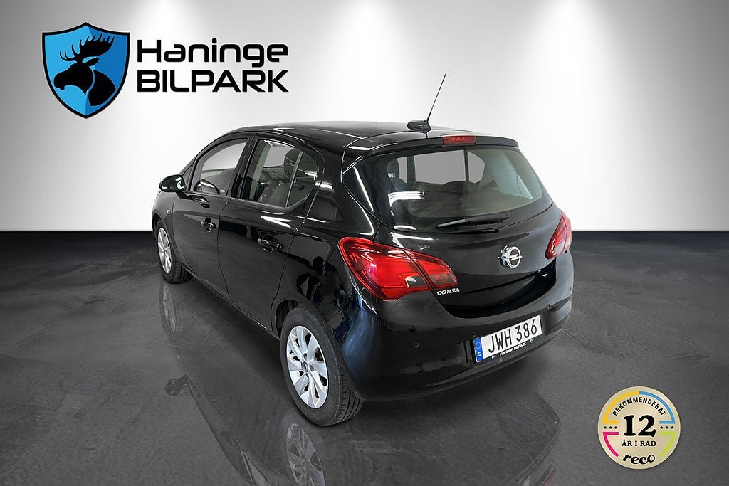 Vehicle Image 8