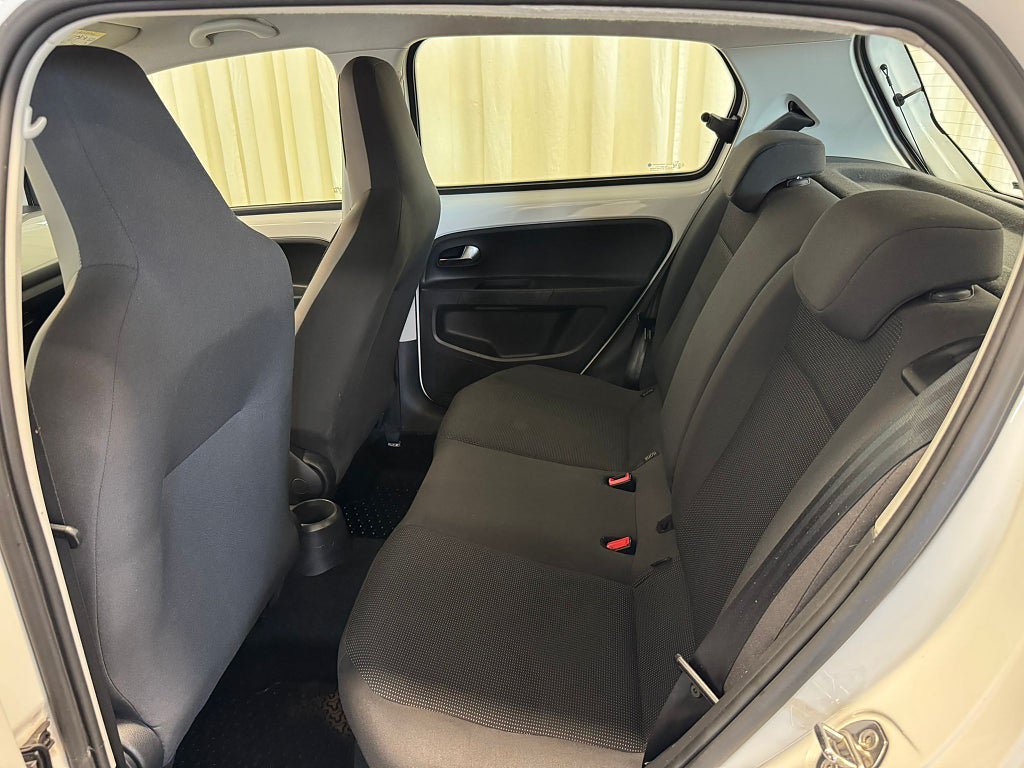 Vehicle Image 17