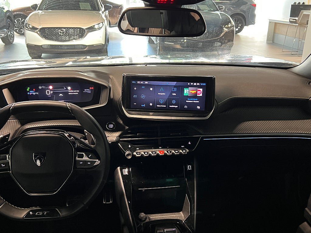 Vehicle Image 14