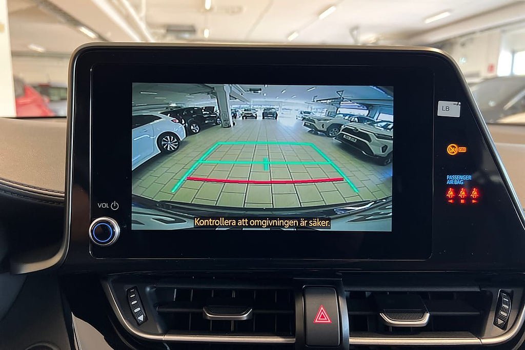 Vehicle Image 13
