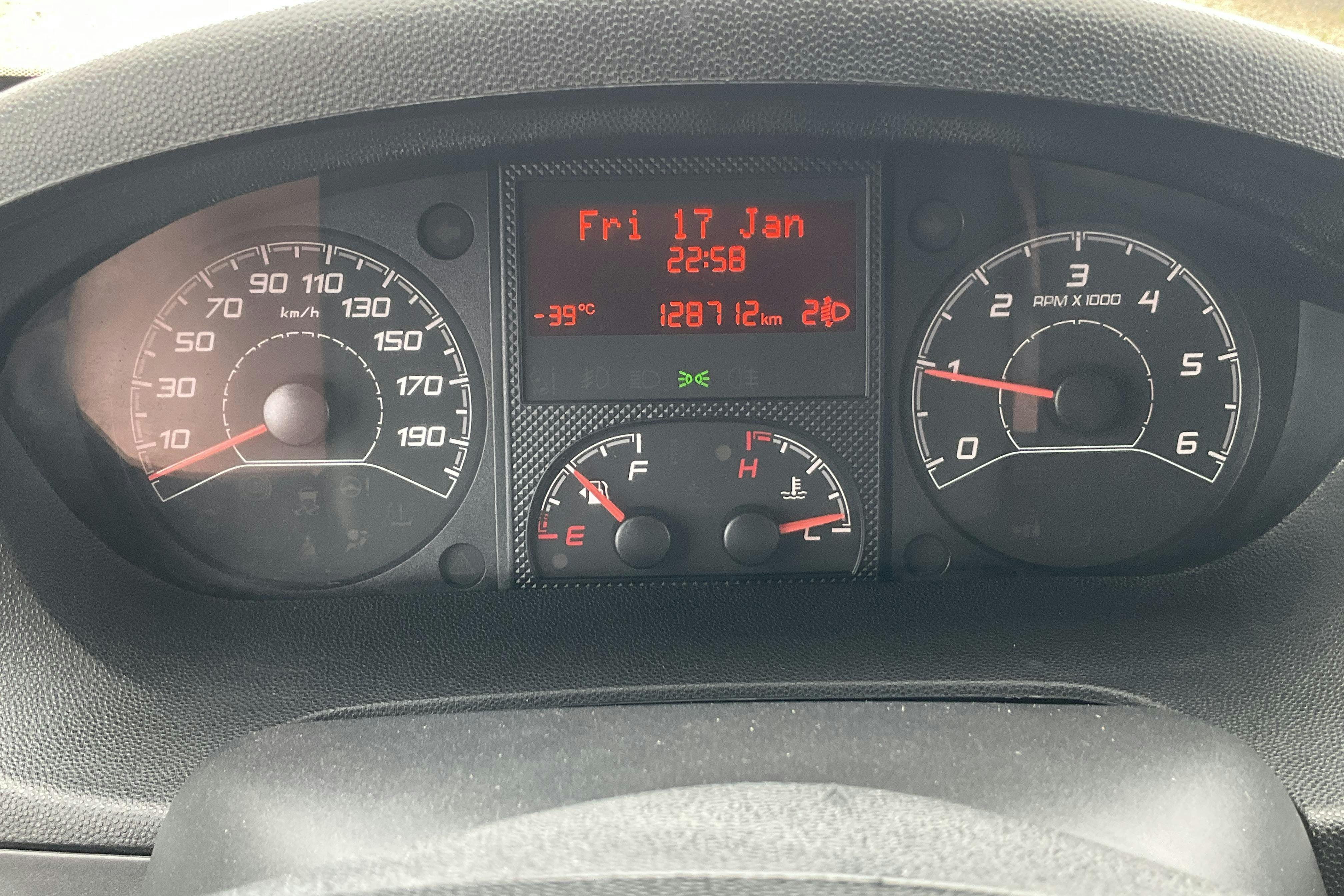 Vehicle Image 10