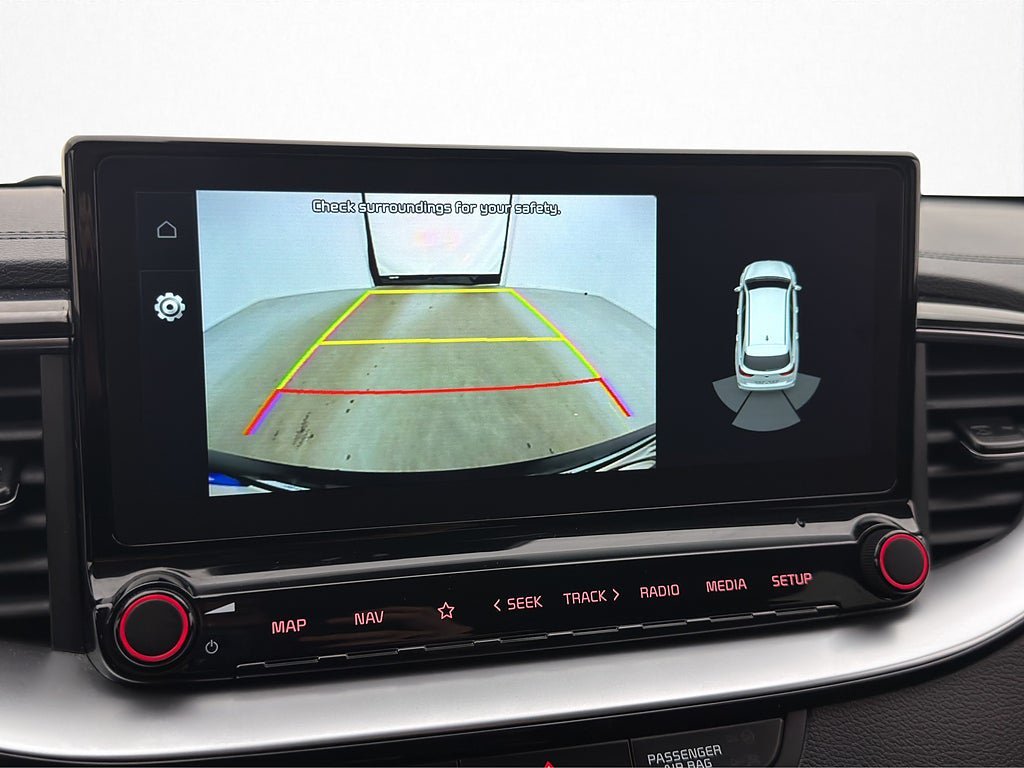 Vehicle Image 21