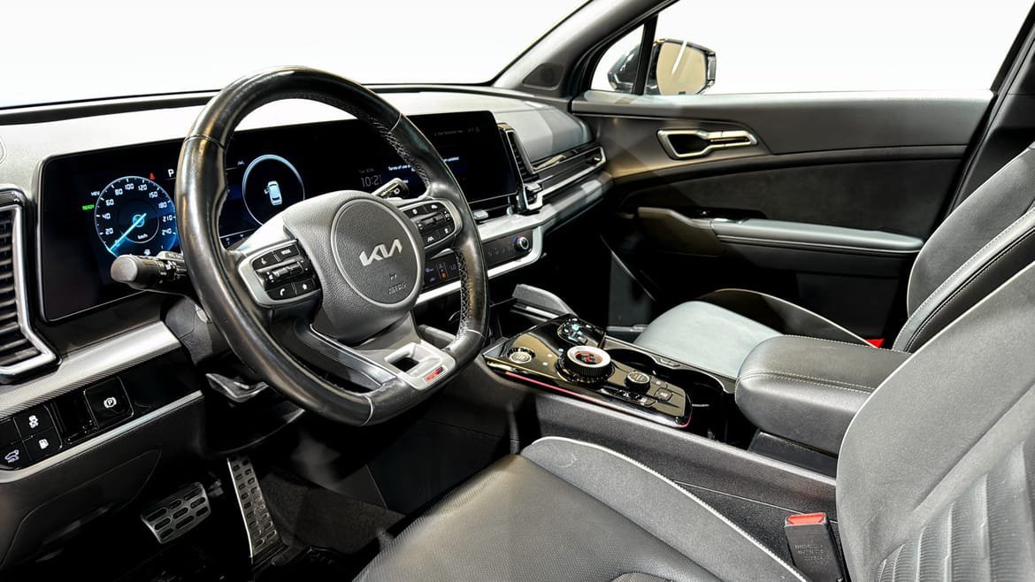 Vehicle Image 7