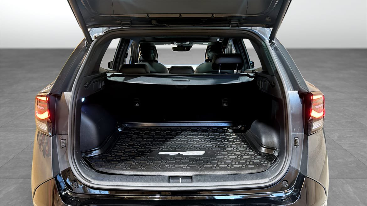 Vehicle Image 13