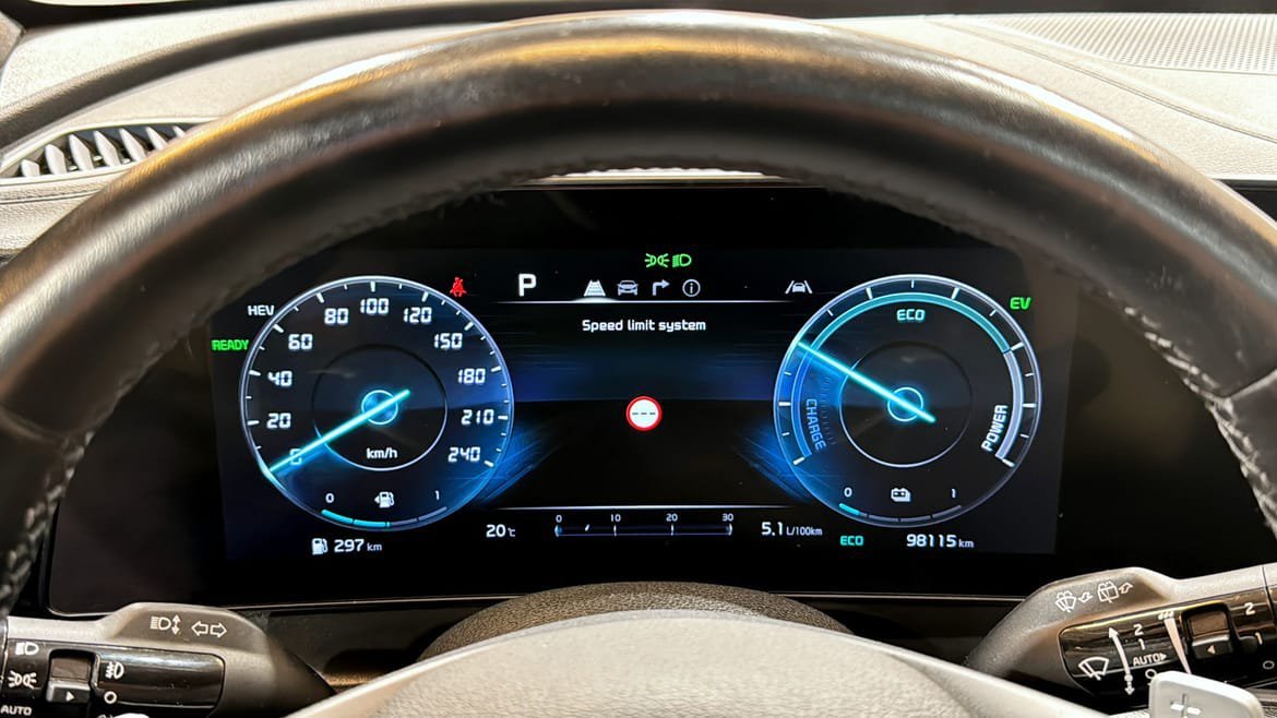 Vehicle Image 22
