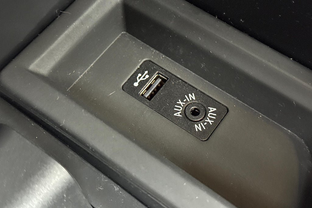 Vehicle Image 23