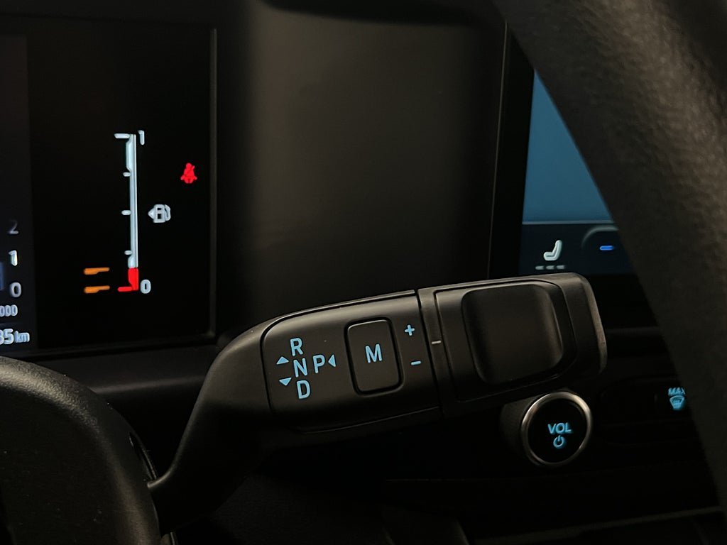 Vehicle Image 23
