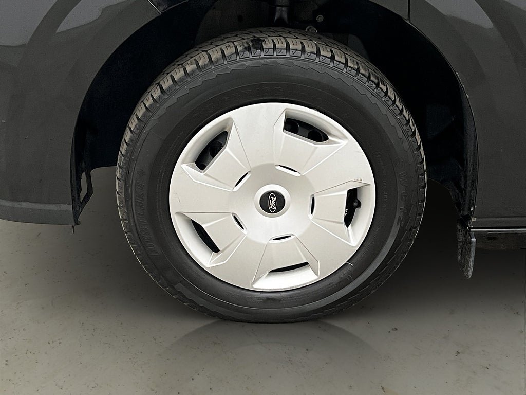 Vehicle Image 31