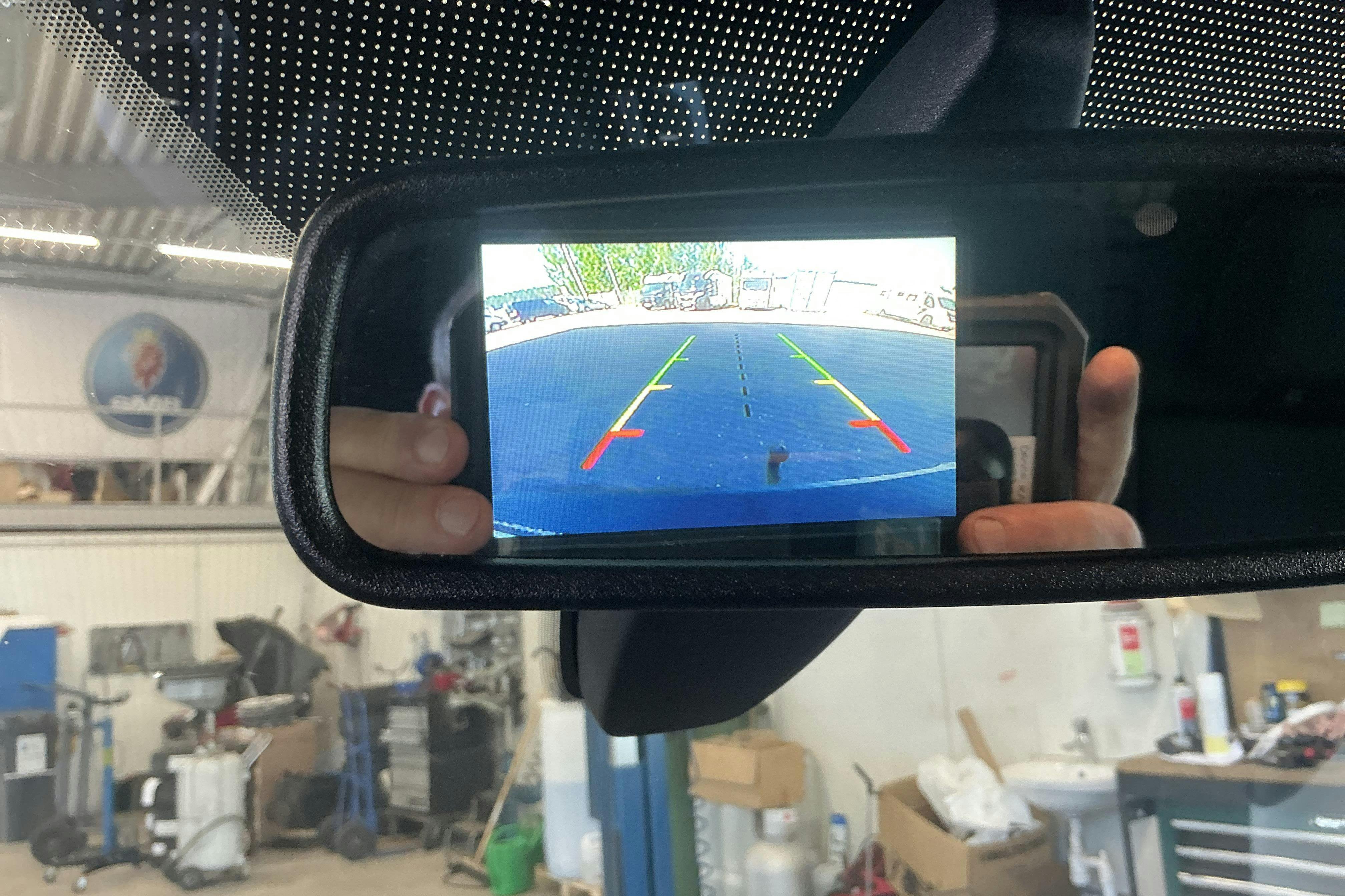 Vehicle Image 12