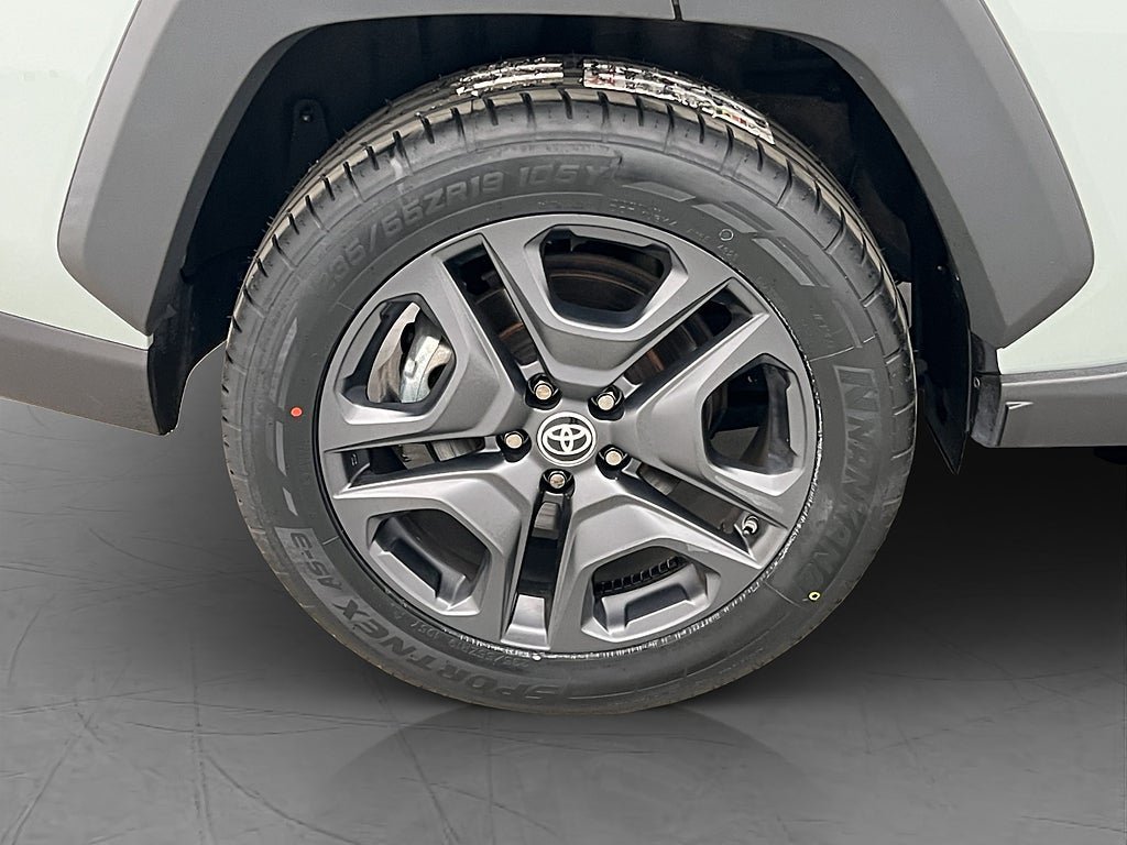 Vehicle Image 31