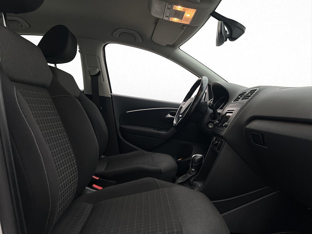 Vehicle Image 22