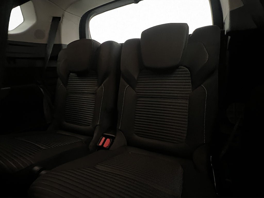 Vehicle Image 26