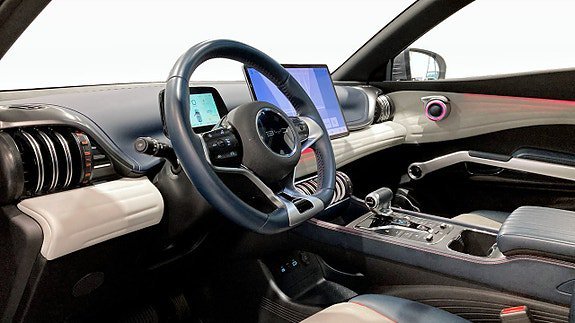 Vehicle Image 8