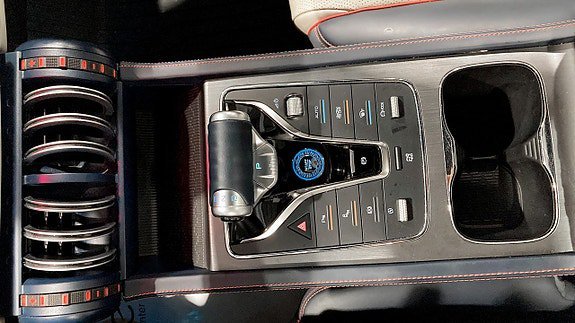 Vehicle Image 15
