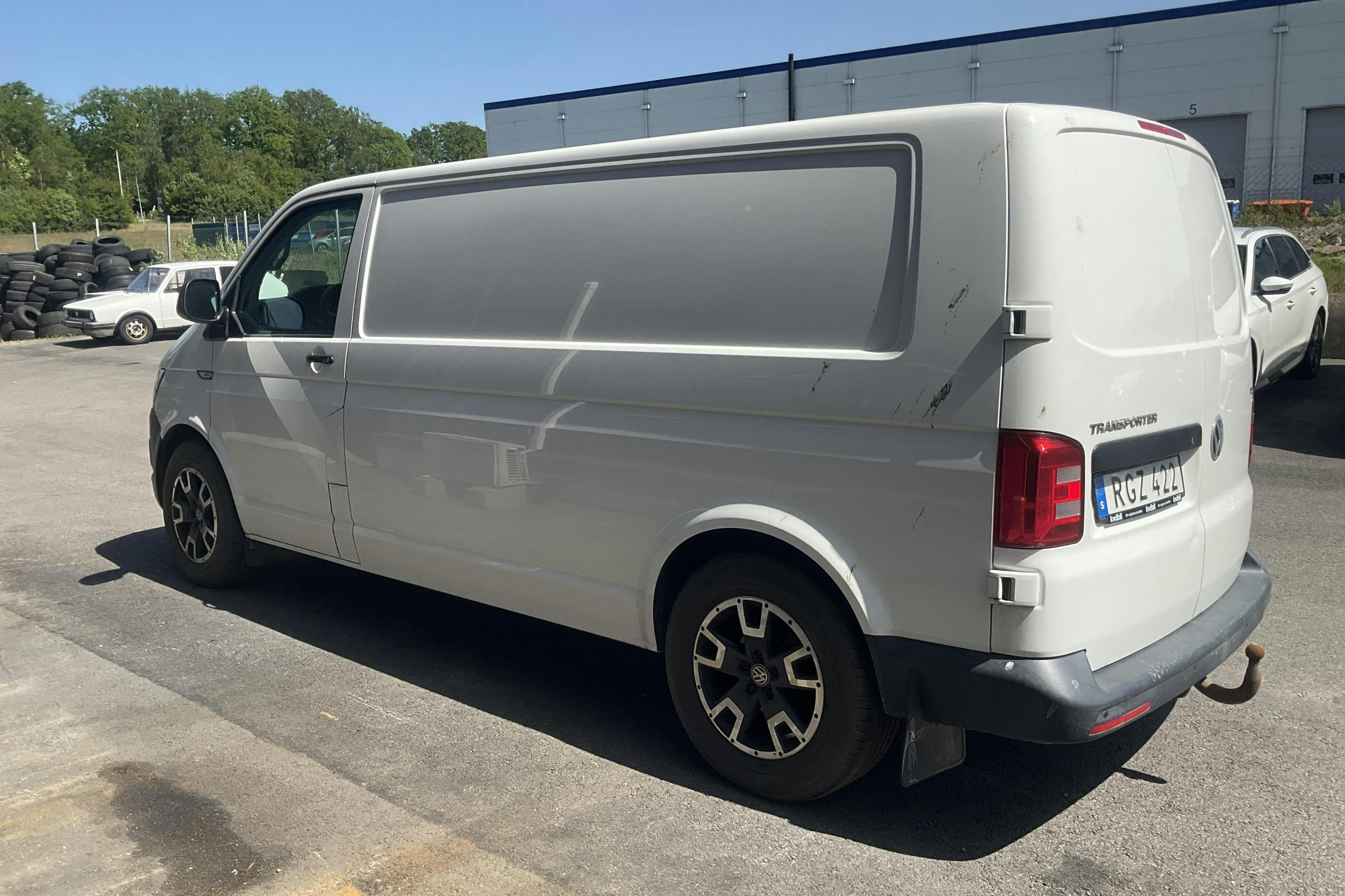 Vehicle Image 3