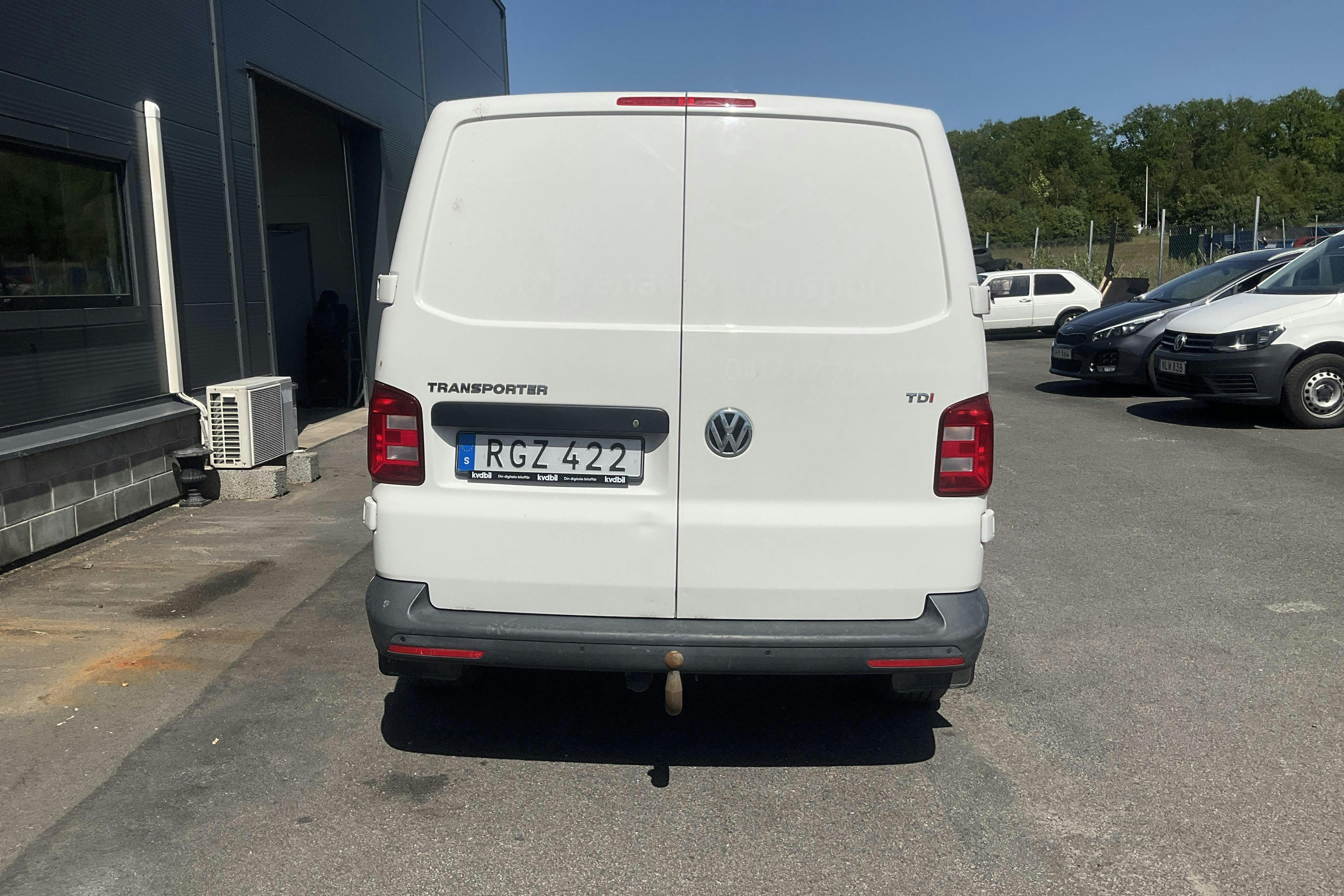 Vehicle Image 6